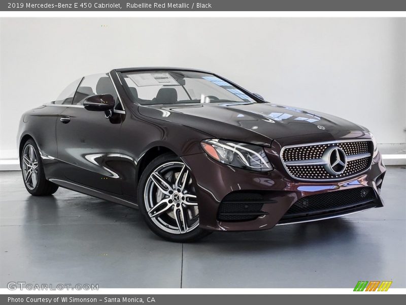 Front 3/4 View of 2019 E 450 Cabriolet