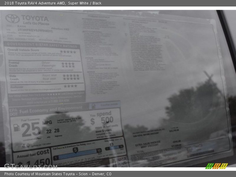 Super White / Black 2018 Toyota RAV4 Adventure AWD