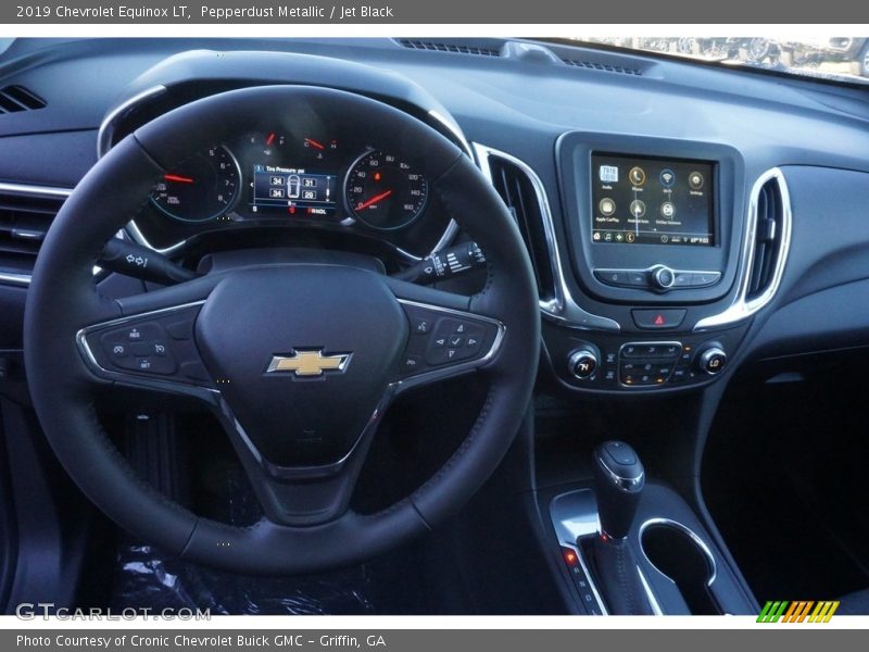 Pepperdust Metallic / Jet Black 2019 Chevrolet Equinox LT