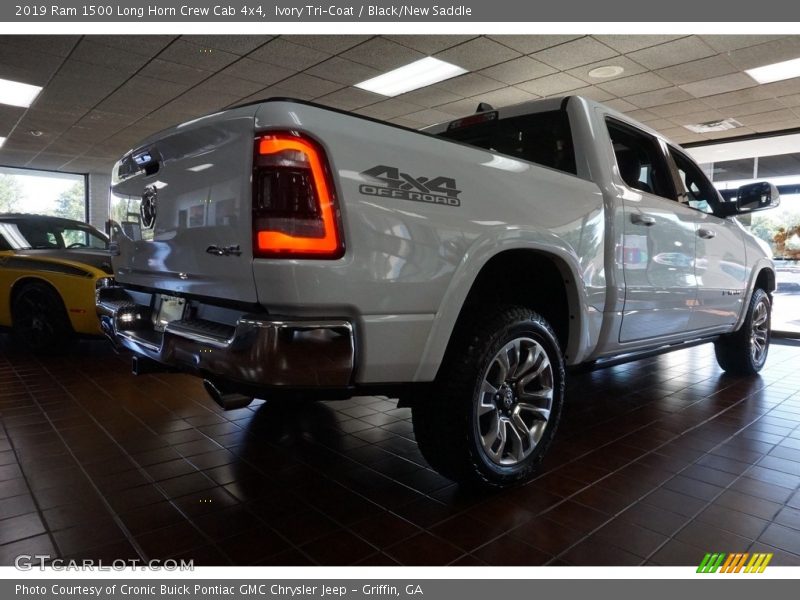 Ivory Tri–Coat / Black/New Saddle 2019 Ram 1500 Long Horn Crew Cab 4x4