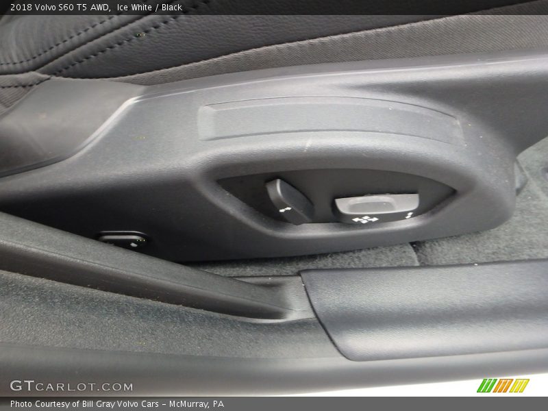 Ice White / Black 2018 Volvo S60 T5 AWD