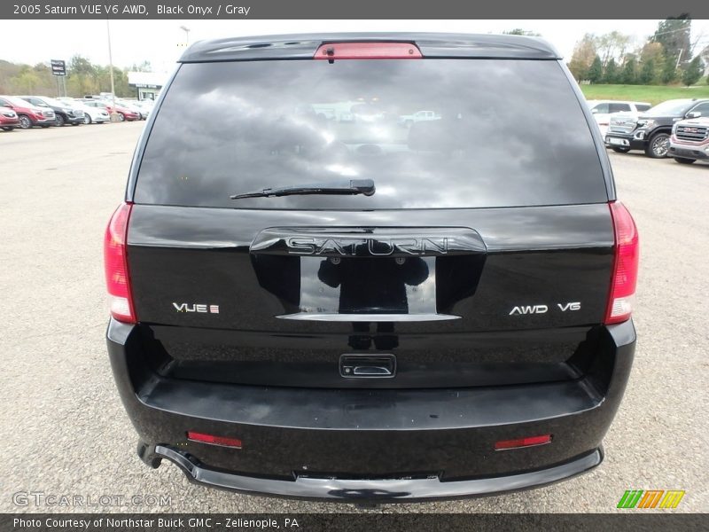 Black Onyx / Gray 2005 Saturn VUE V6 AWD