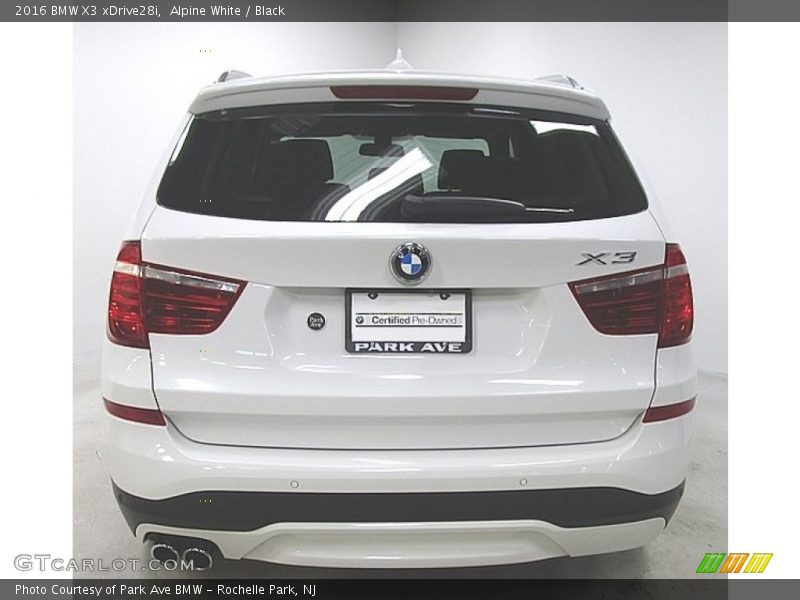 Alpine White / Black 2016 BMW X3 xDrive28i