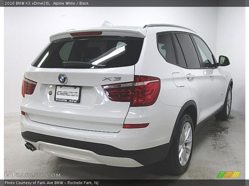 Alpine White / Black 2016 BMW X3 xDrive28i