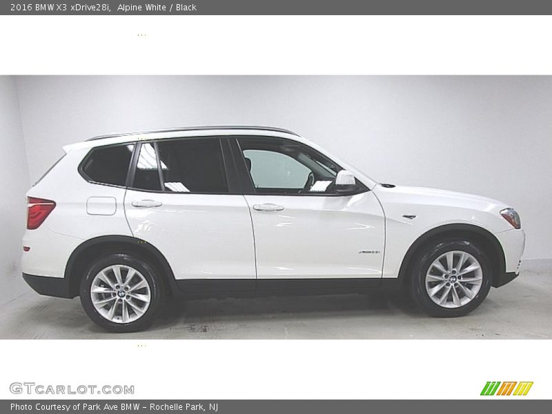Alpine White / Black 2016 BMW X3 xDrive28i