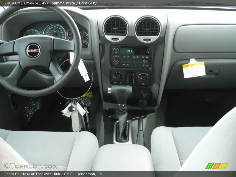 Summit White / Light Gray 2009 GMC Envoy SLE 4x4