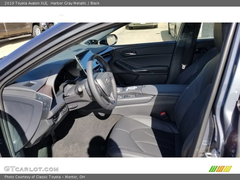 Harbor Gray Metallic / Black 2019 Toyota Avalon XLE
