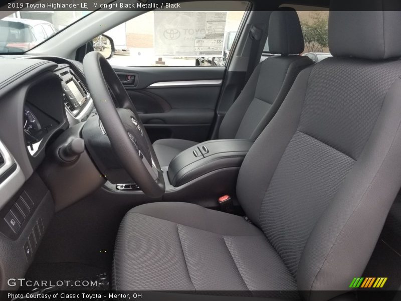Front Seat of 2019 Highlander LE