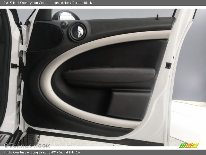 Light White / Carbon Black 2015 Mini Countryman Cooper
