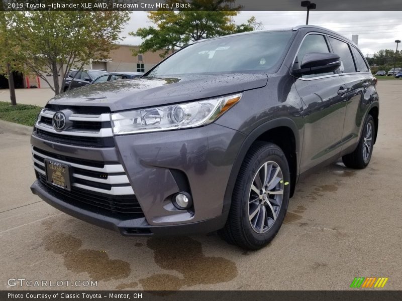 Front 3/4 View of 2019 Highlander XLE AWD