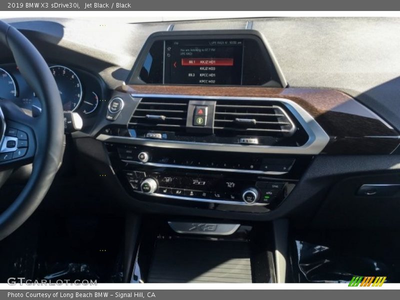 Jet Black / Black 2019 BMW X3 sDrive30i