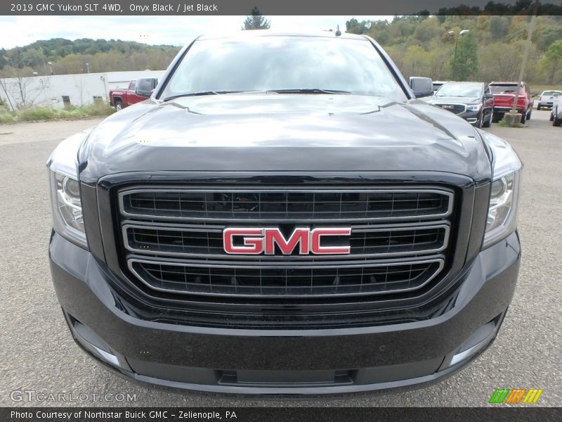 Onyx Black / Jet Black 2019 GMC Yukon SLT 4WD