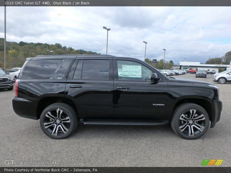 Onyx Black / Jet Black 2019 GMC Yukon SLT 4WD