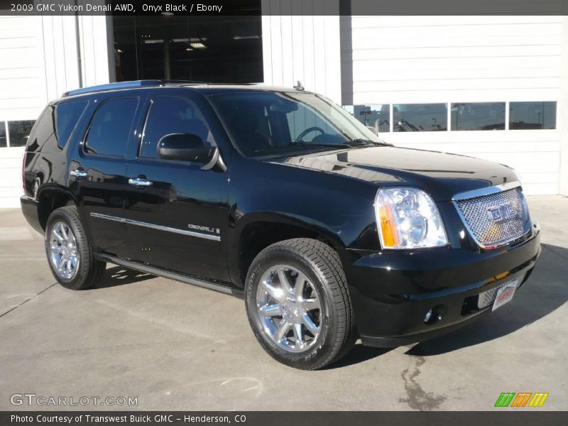Onyx Black / Ebony 2009 GMC Yukon Denali AWD