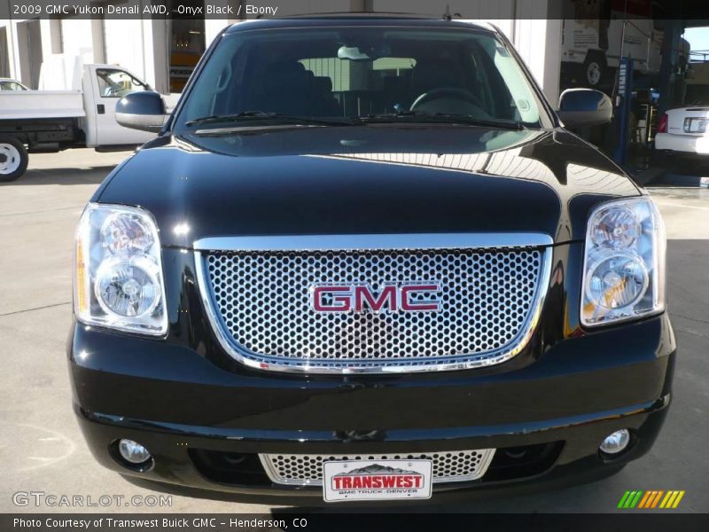 Onyx Black / Ebony 2009 GMC Yukon Denali AWD