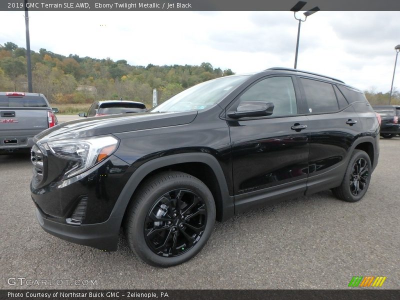 Front 3/4 View of 2019 Terrain SLE AWD