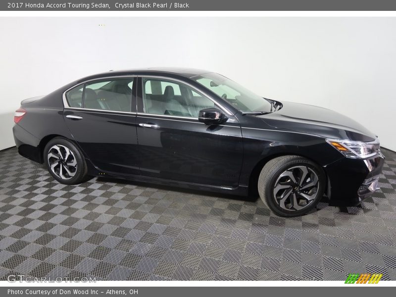 Crystal Black Pearl / Black 2017 Honda Accord Touring Sedan