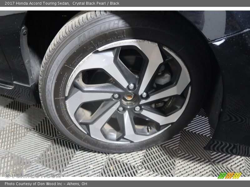 Crystal Black Pearl / Black 2017 Honda Accord Touring Sedan