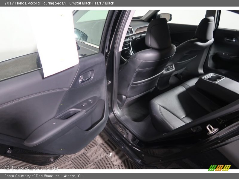 Crystal Black Pearl / Black 2017 Honda Accord Touring Sedan