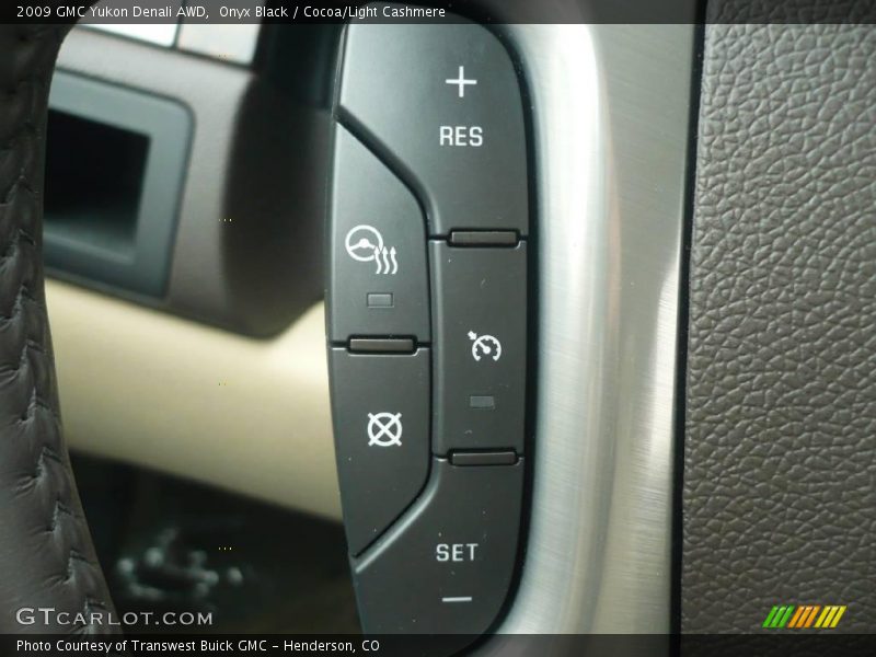 Onyx Black / Cocoa/Light Cashmere 2009 GMC Yukon Denali AWD