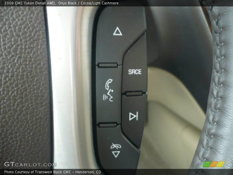 Onyx Black / Cocoa/Light Cashmere 2009 GMC Yukon Denali AWD