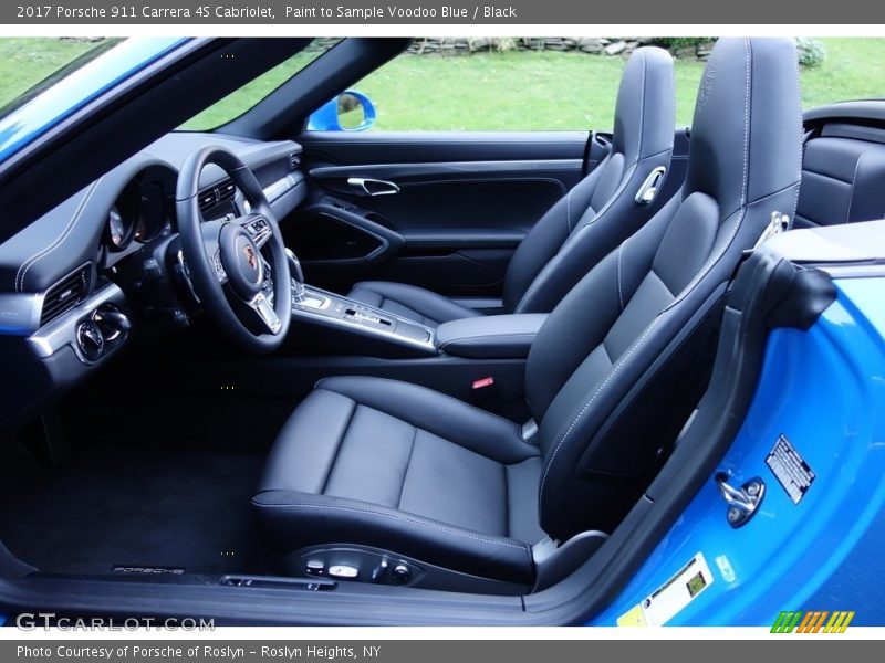 Front Seat of 2017 911 Carrera 4S Cabriolet