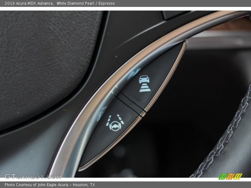 White Diamond Pearl / Espresso 2019 Acura MDX Advance