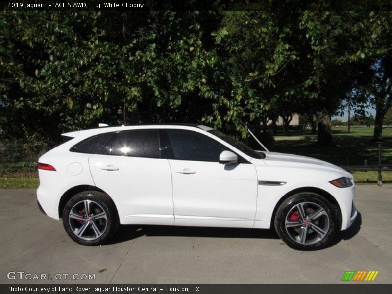 Fuji White / Ebony 2019 Jaguar F-PACE S AWD