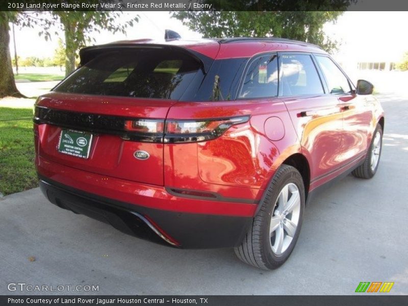 Firenze Red Metallic / Ebony 2019 Land Rover Range Rover Velar S