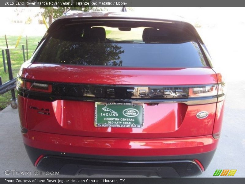 Firenze Red Metallic / Ebony 2019 Land Rover Range Rover Velar S