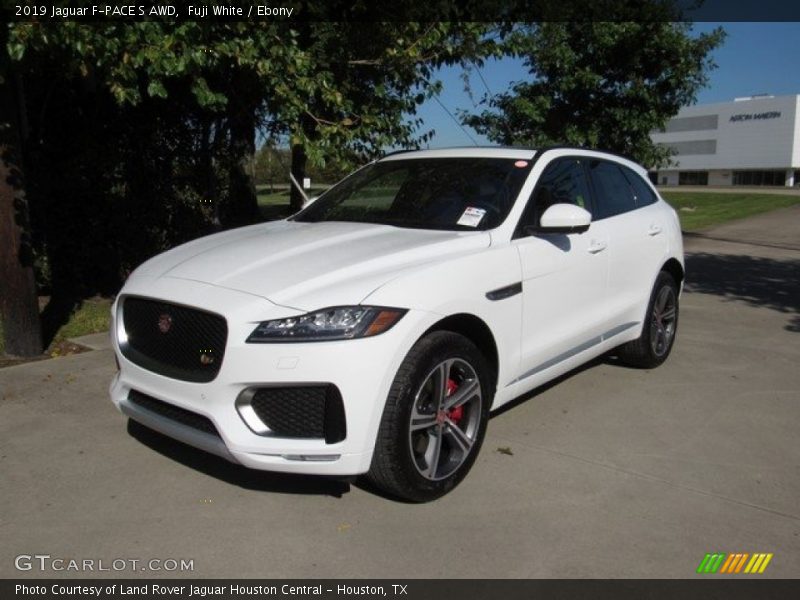 Fuji White / Ebony 2019 Jaguar F-PACE S AWD