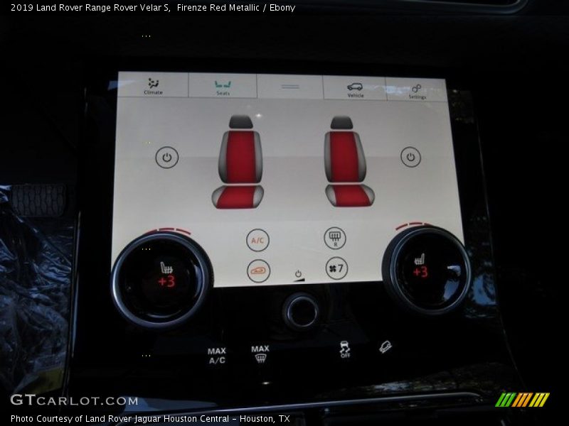 Controls of 2019 Range Rover Velar S