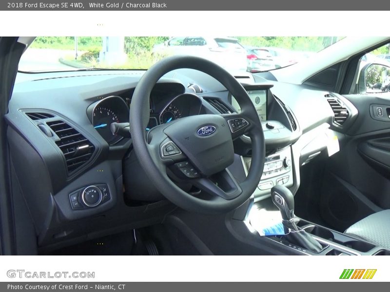 White Gold / Charcoal Black 2018 Ford Escape SE 4WD