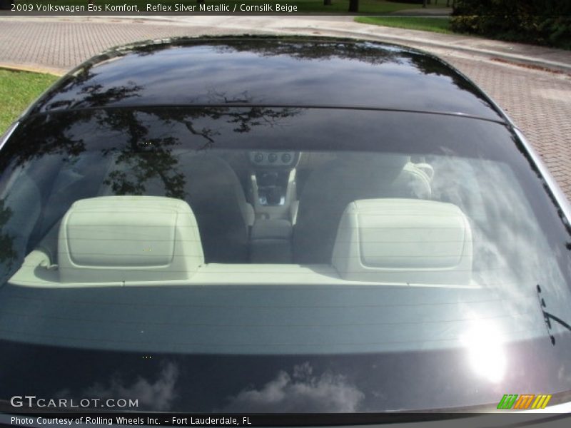 Reflex Silver Metallic / Cornsilk Beige 2009 Volkswagen Eos Komfort