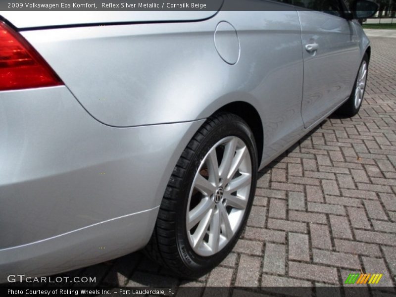 Reflex Silver Metallic / Cornsilk Beige 2009 Volkswagen Eos Komfort