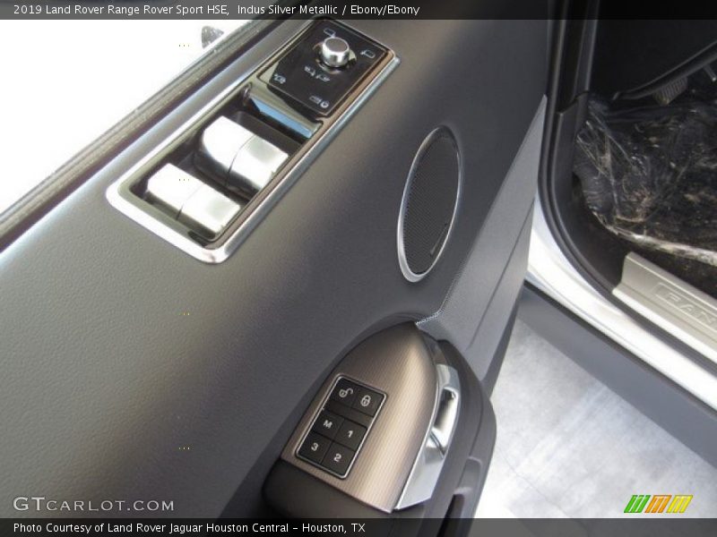 Indus Silver Metallic / Ebony/Ebony 2019 Land Rover Range Rover Sport HSE