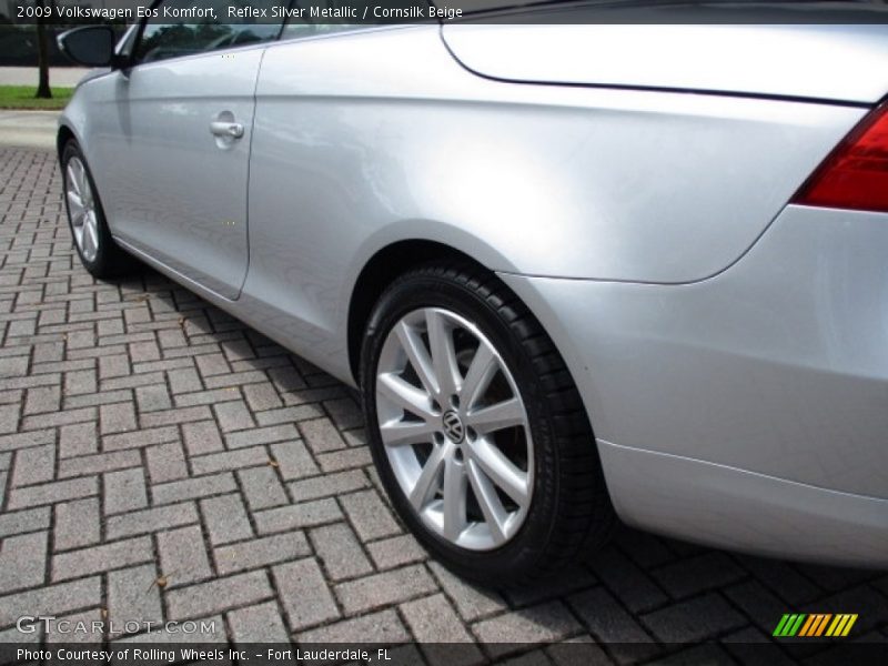 Reflex Silver Metallic / Cornsilk Beige 2009 Volkswagen Eos Komfort