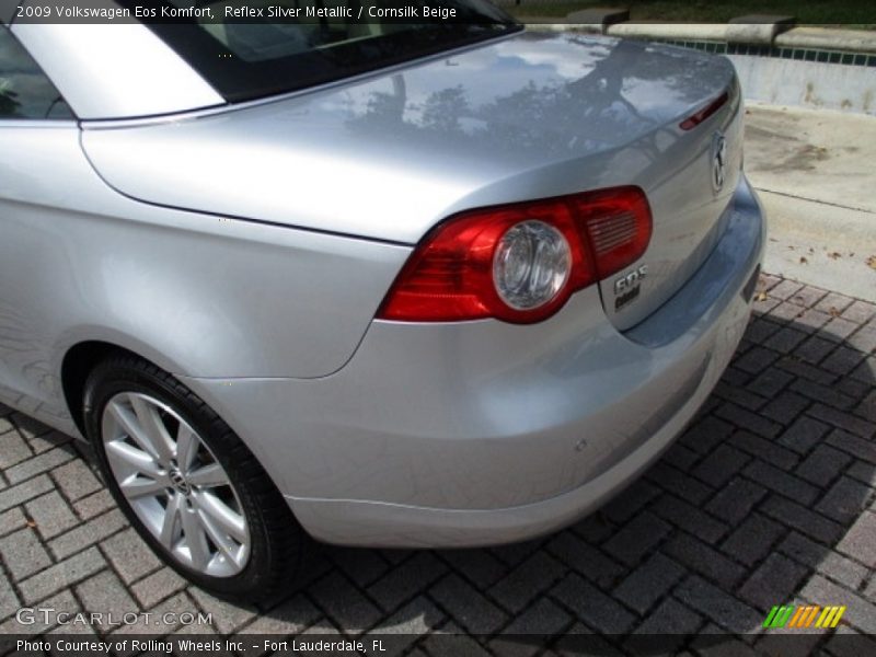 Reflex Silver Metallic / Cornsilk Beige 2009 Volkswagen Eos Komfort