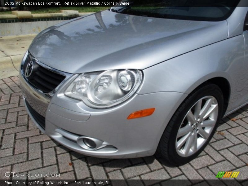 Reflex Silver Metallic / Cornsilk Beige 2009 Volkswagen Eos Komfort