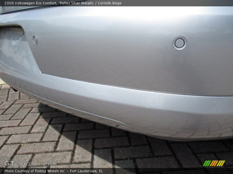 Reflex Silver Metallic / Cornsilk Beige 2009 Volkswagen Eos Komfort