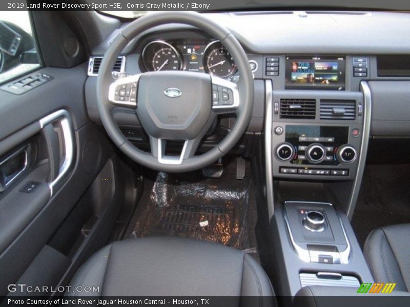 Dashboard of 2019 Discovery Sport HSE