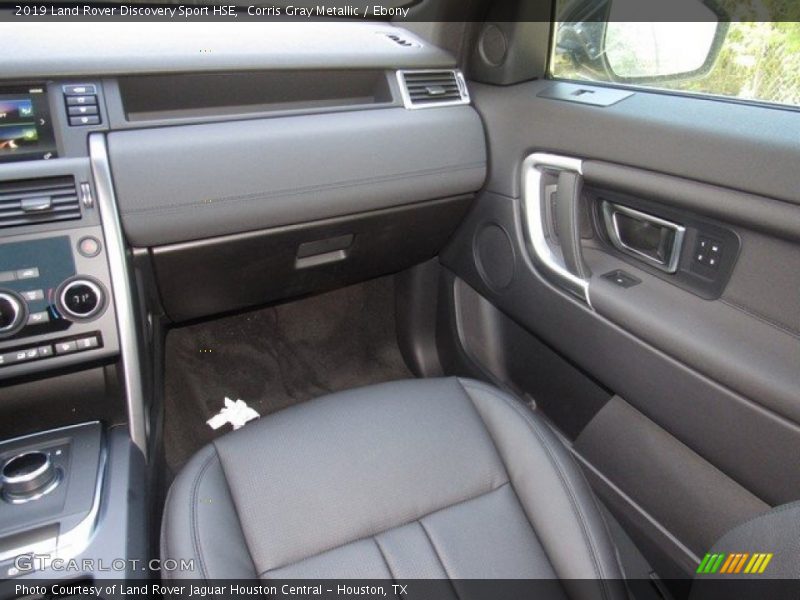 Dashboard of 2019 Discovery Sport HSE