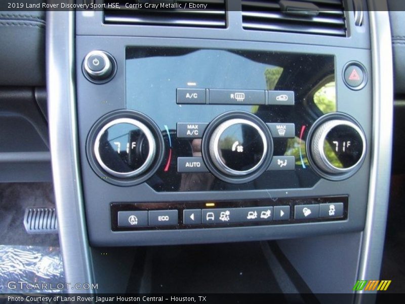 Controls of 2019 Discovery Sport HSE