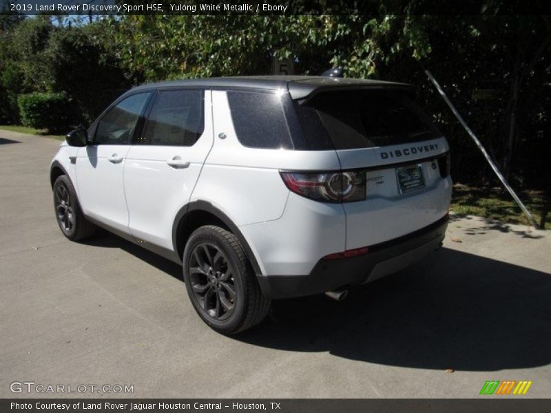 Yulong White Metallic / Ebony 2019 Land Rover Discovery Sport HSE