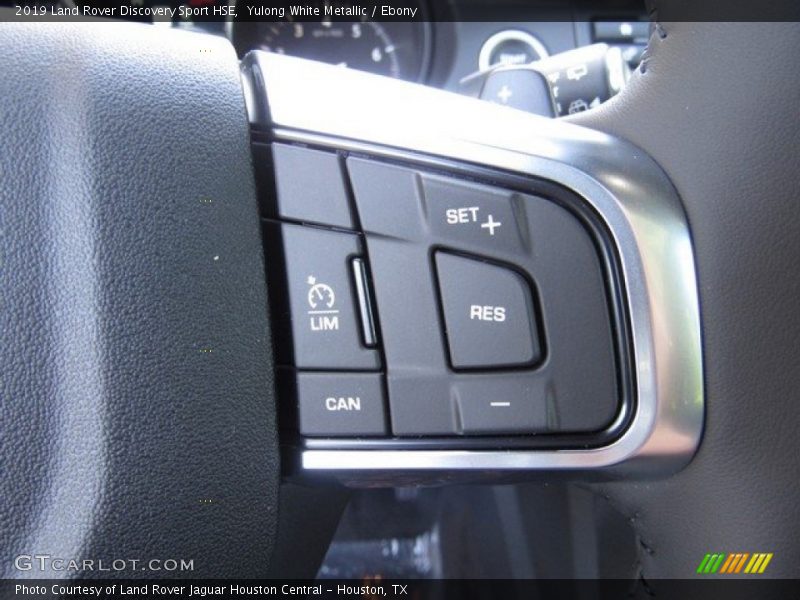 Yulong White Metallic / Ebony 2019 Land Rover Discovery Sport HSE