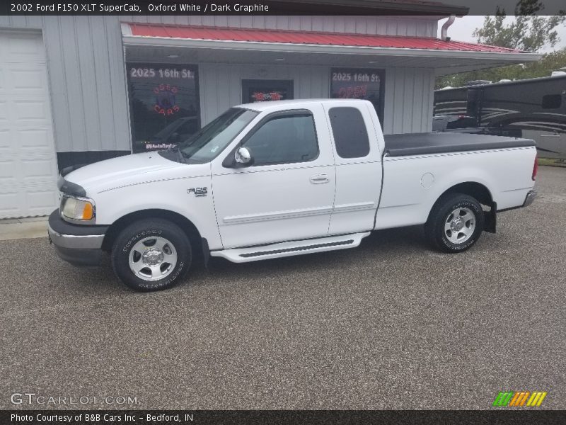 Oxford White / Dark Graphite 2002 Ford F150 XLT SuperCab