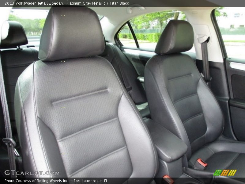 Platinum Gray Metallic / Titan Black 2013 Volkswagen Jetta SE Sedan