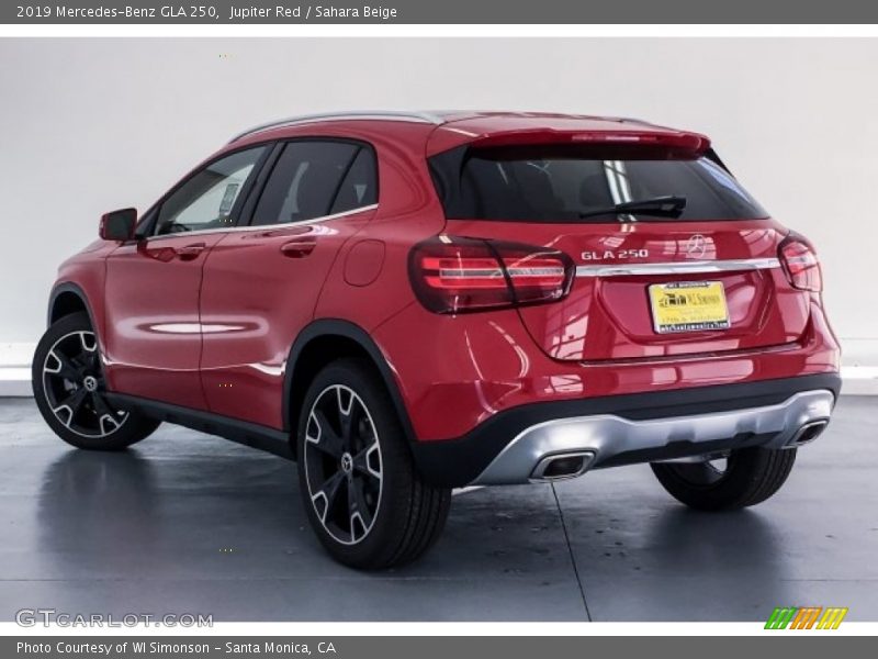 Jupiter Red / Sahara Beige 2019 Mercedes-Benz GLA 250