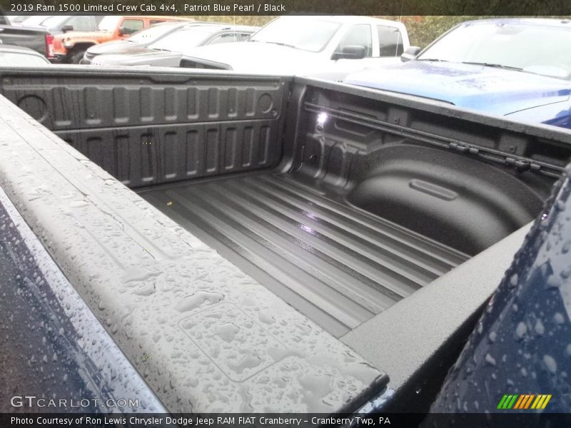 Patriot Blue Pearl / Black 2019 Ram 1500 Limited Crew Cab 4x4