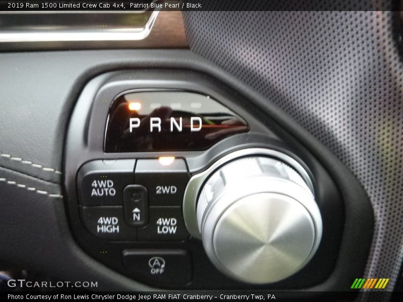 Patriot Blue Pearl / Black 2019 Ram 1500 Limited Crew Cab 4x4